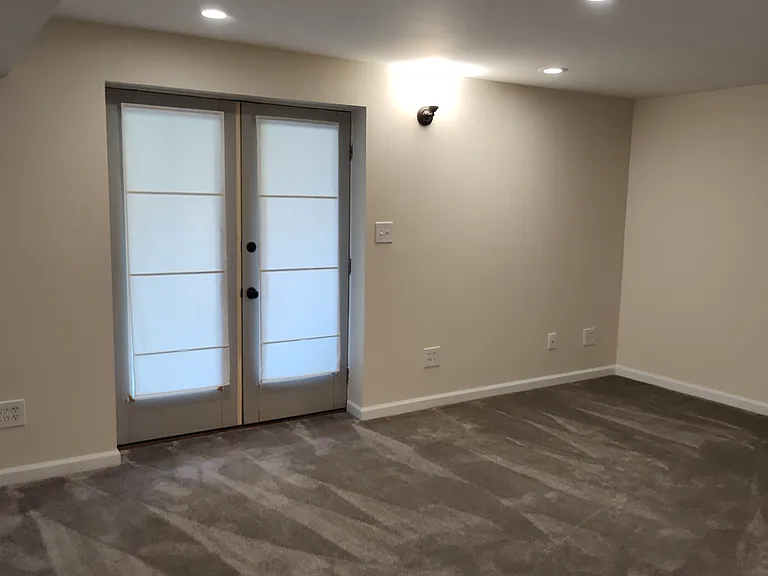 442 Darby Ln — Photo 28