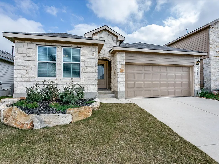 21042 Gravel Keep Dr — Photo 3