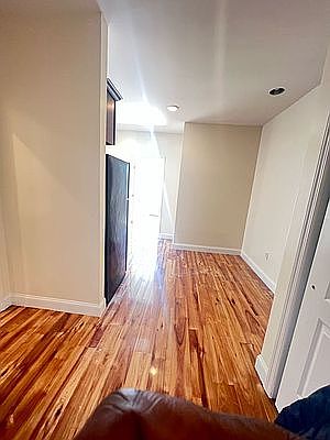 2nd image of 649 Pennsylvania Ave #2F