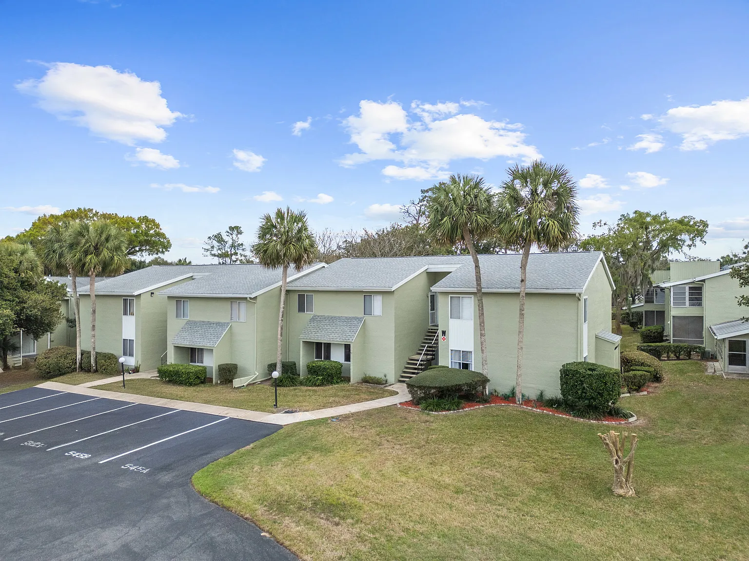543 Fairways Dr Unit B - B — Photo 1