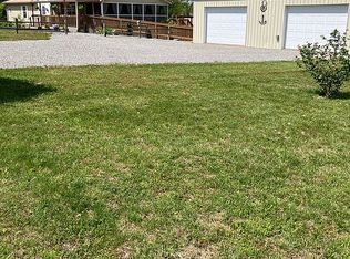 122 Breezy Loop, Eddyville, KY 42411