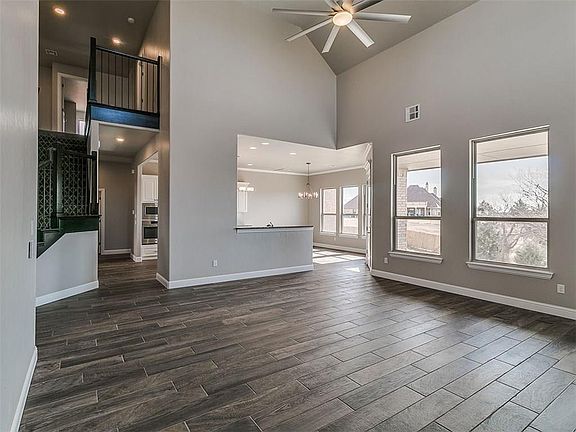 5th image of 5204 SE 147th Cir