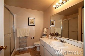 5th image of 2501 Canterbury Ln E #305