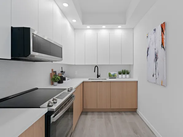 26-46 4th Street image 7 of 22