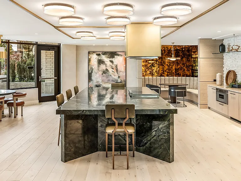 Broadstone Vega — Photo 4