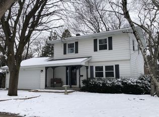 1903 Margaret Ln, Dekalb, IL 60115