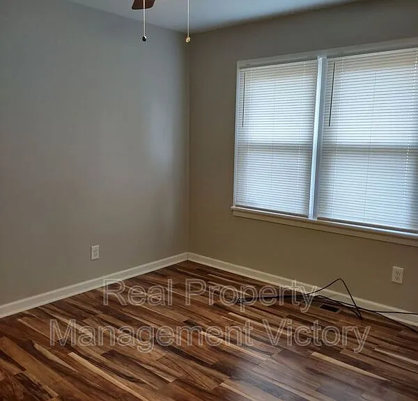 1305 5th Pl NW — Photo 6