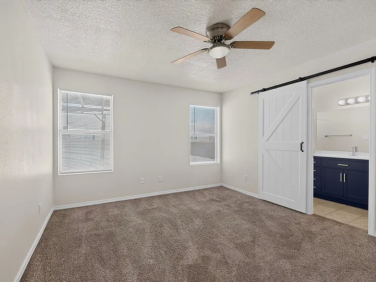Sirocco Pl NW — Photo 4