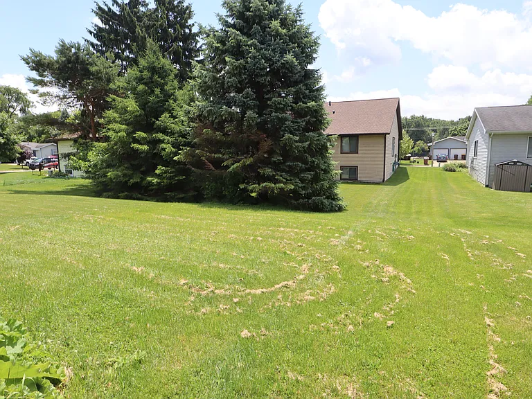 1111.5 S Chimney Hill Dr — Photo 32