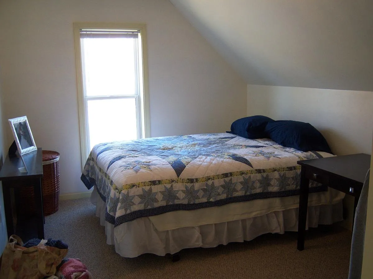 2 bed, 800 sqft, $880 — Photo 3