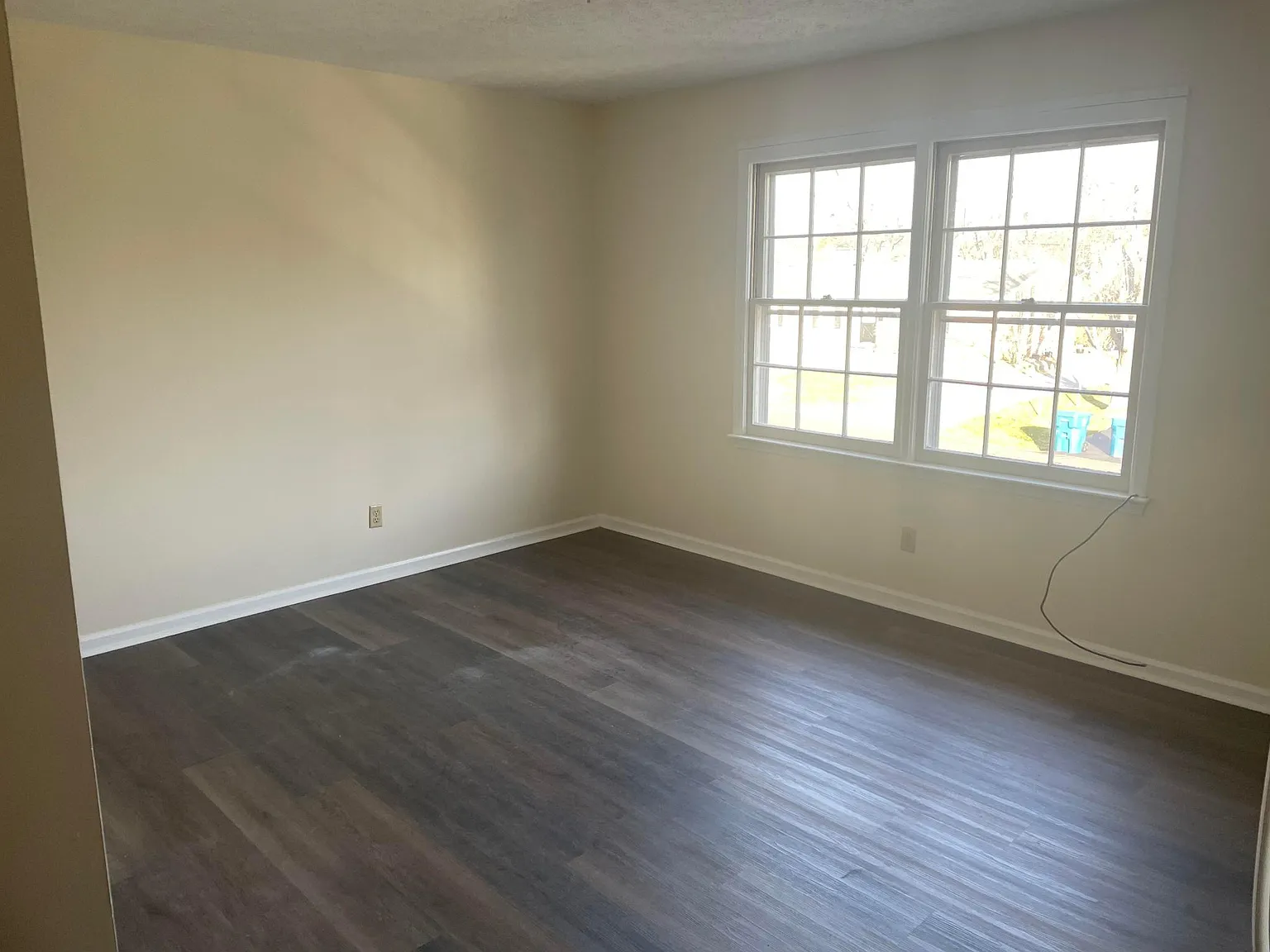 203 Whitney Ave — Photo 2