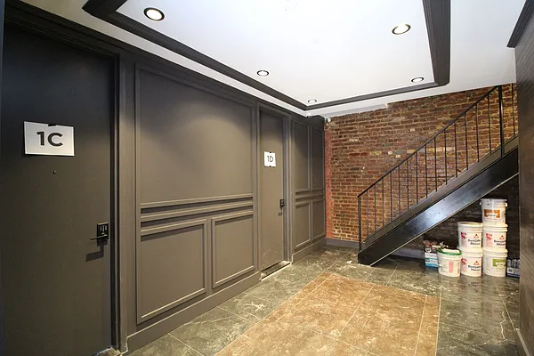 Rented by Bruma Realty LLC | media 9