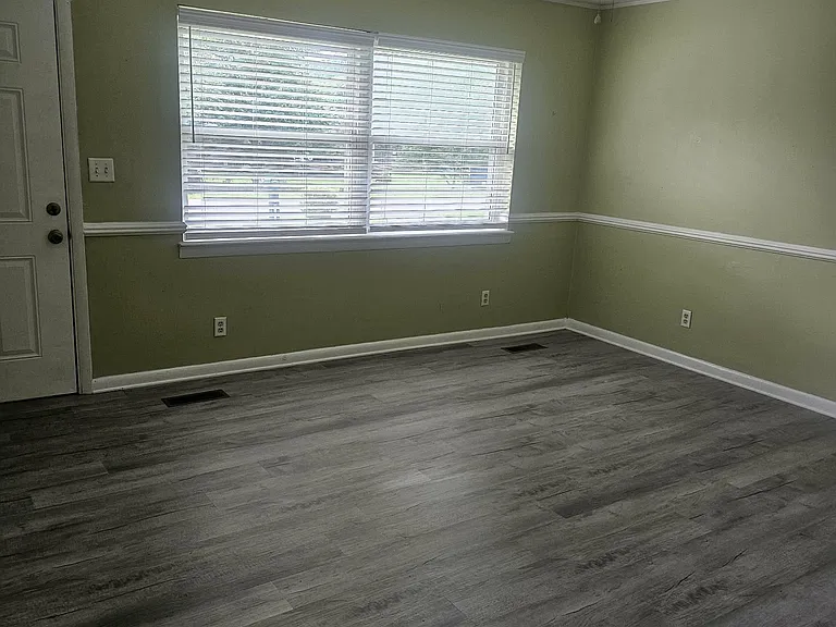 710 Shelly Ln #A — Photo 3