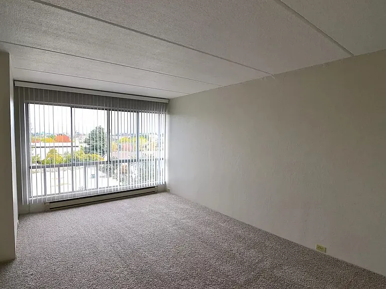 1700 Civic Center Dr #607 — Photo 42