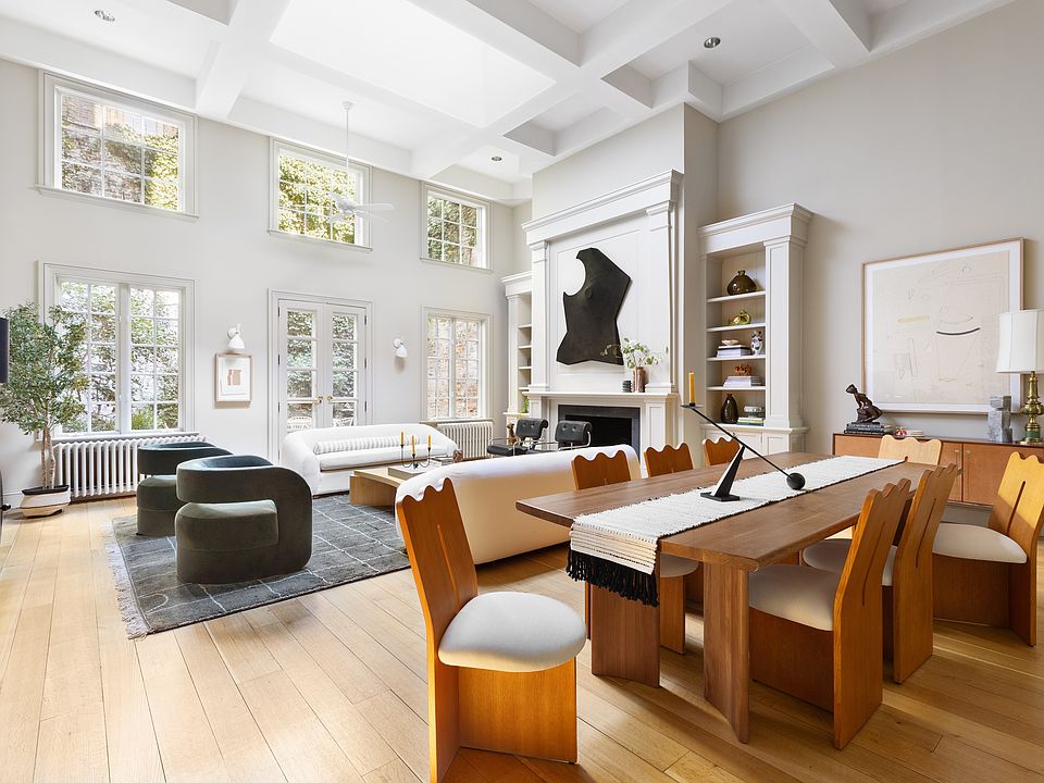 1st image of 313 W 20th St #1