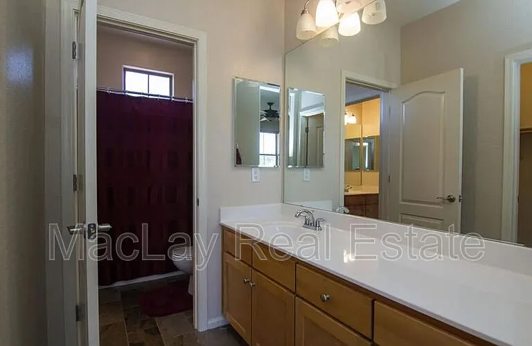 2290 N 135th Dr — Photo 9