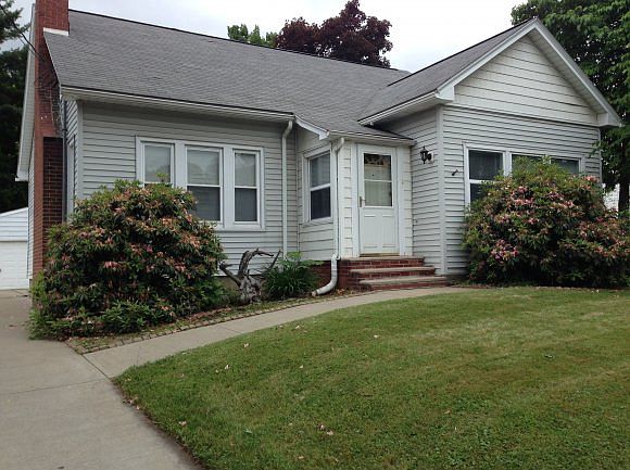 1st image of 325&327 Conklin Ave