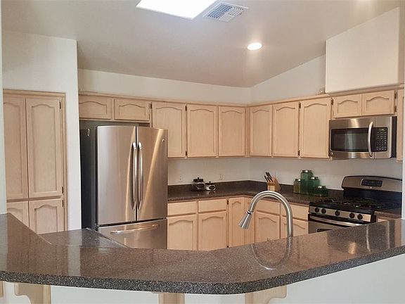 3rd image of 10606 E 39th Pl