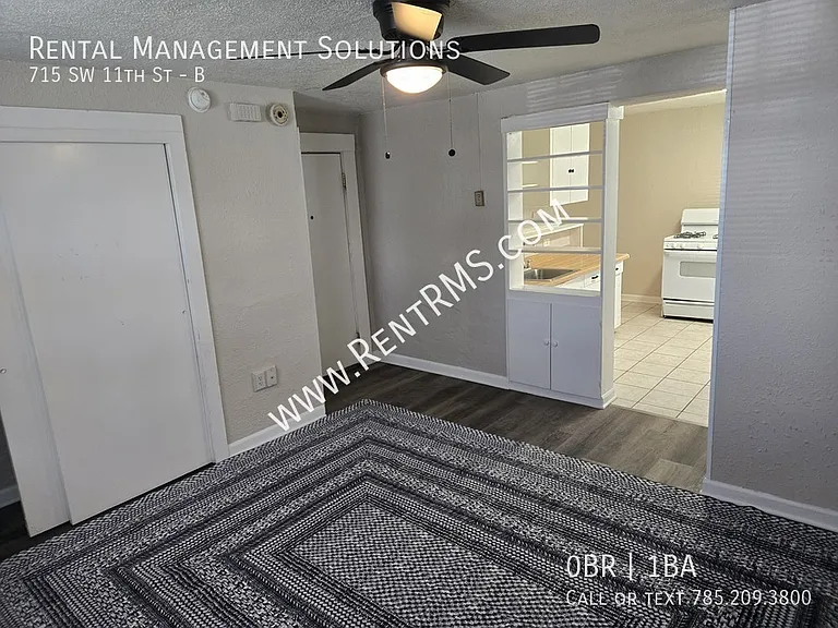 715 SW 11th St #B — Photo 5