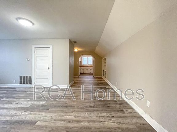 2nd image of 101 S Bancroft St #101.5