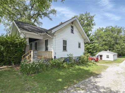 32074 Center Ridge Rd, North Ridgeville, OH, 44039