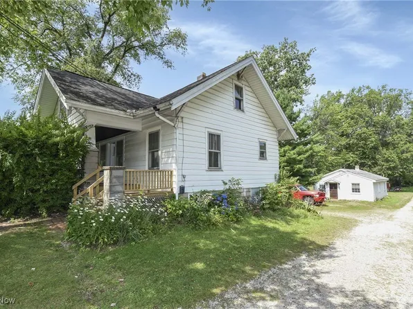 32074 Center Ridge Rd, North Ridgeville, OH 44039