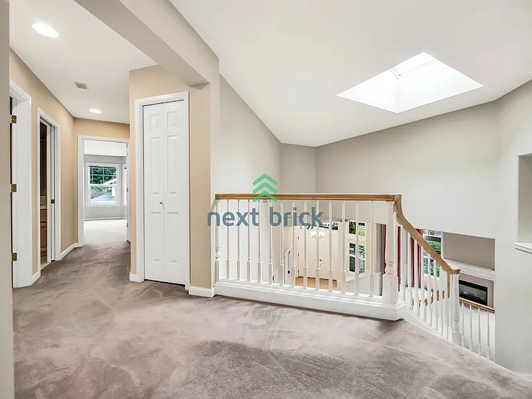 16602 SE 24th St — Photo 15