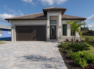 787 102nd Ave N, Naples, FL 34108