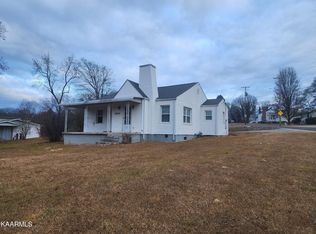 4304 Pleasant Ridge Rd, Knoxville, TN 37912