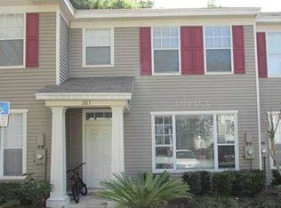 205 Golden Pond Ct, Valrico, FL 33594