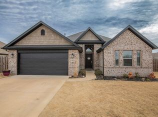 2073 Seay Cir, Pea Ridge, AR 72751