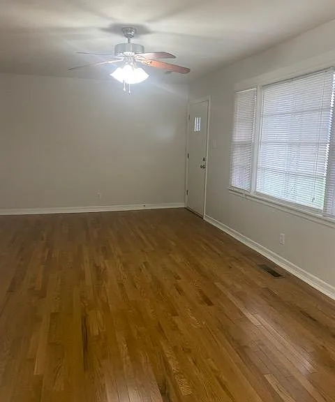 3413 Lafayette Rd — Photo 6