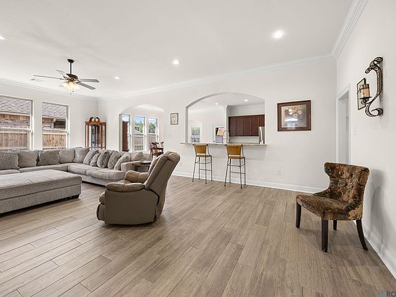 3rd image of 23413 Odette Ave