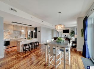 1403 Farnam St APT 410, Omaha, NE 68102
