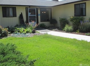 581 Pinnell Rd, Sequim, WA 98382