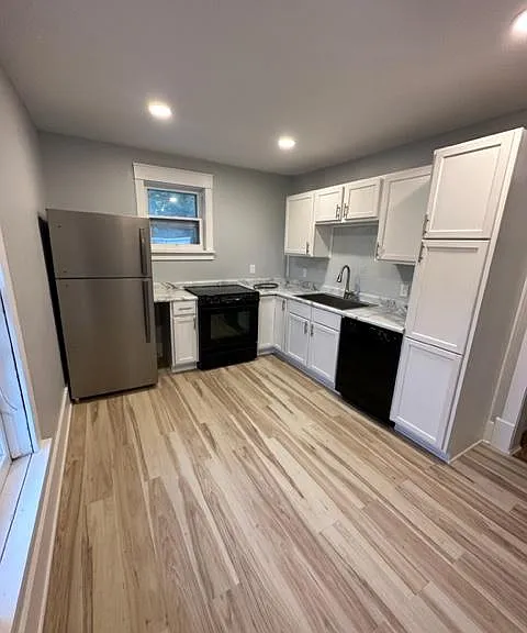 213 1/2 Fulton St #213-1/2 — Photo 5