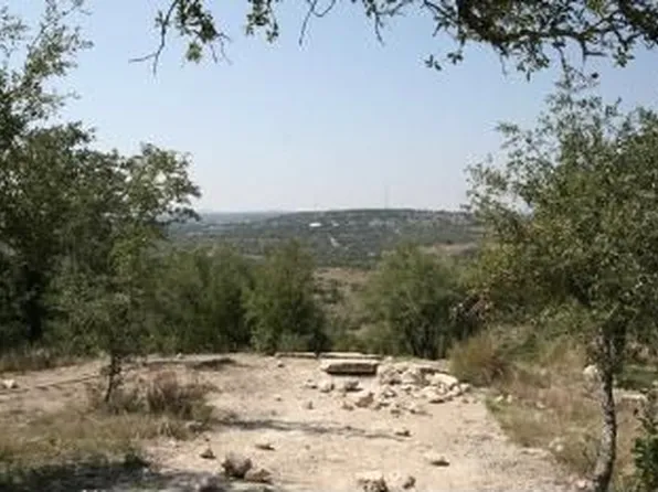 1824 Windy Walk Cv, Spicewood, TX 78669