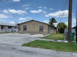 11477 SW 215th St, Miami, FL 33189
