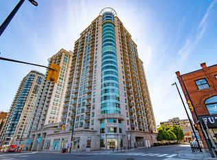 200 Rideau St #2301, Ottawa, ON K1N 5Y1