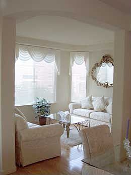 4th image of 409 Laurel Pl