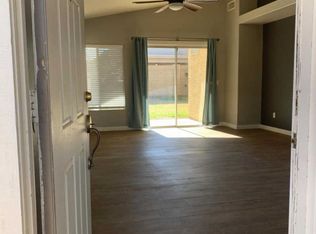 757 E Cantebria Dr, Gilbert, AZ 85296