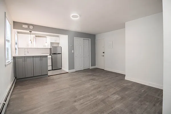 Rented by Prime Realty | media 2