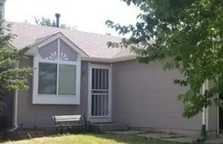 19713 E Wagontrail Dr — Photo 2