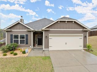 66 Pinion Dr, Dawsonville, GA 30534