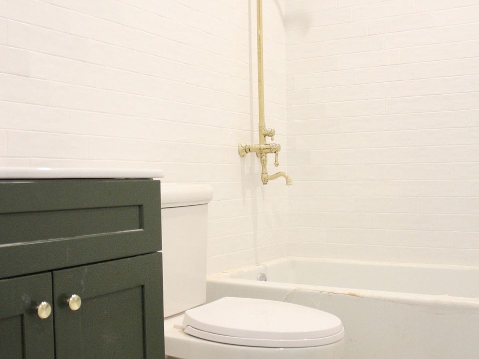 1st image of 473 Park Ave #24B