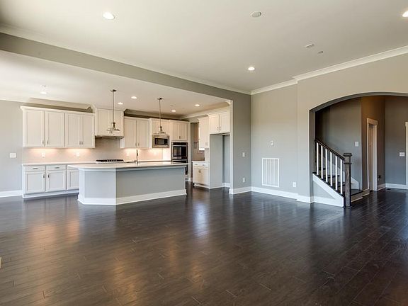 3rd image of 1209 Bradshaw Ln Lot 9