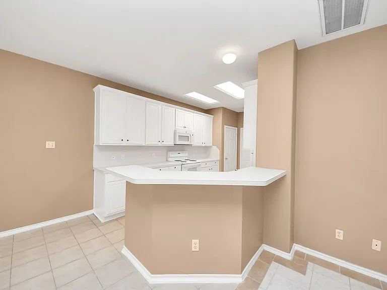 6019 Pennworth Ln — Photo 16