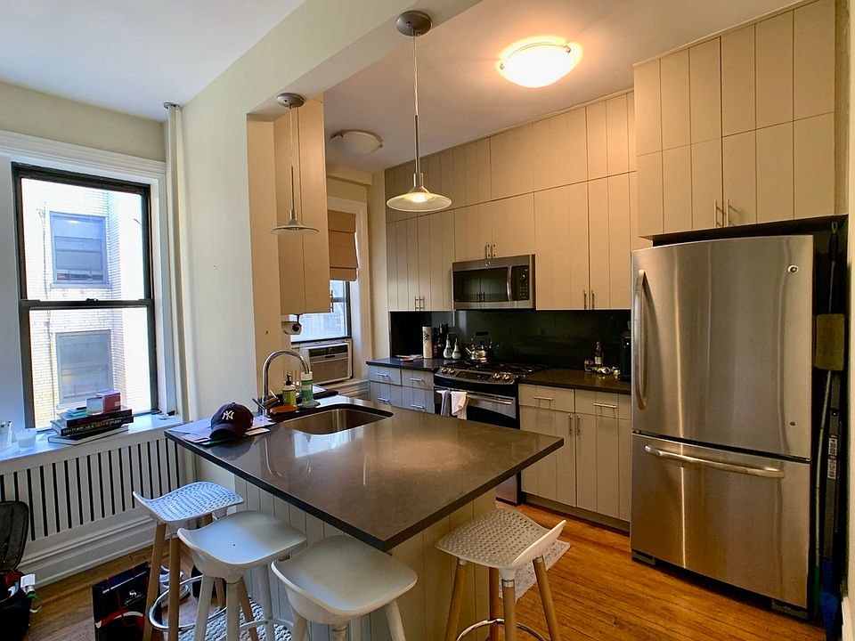 1st image of 442 Hudson St #5N