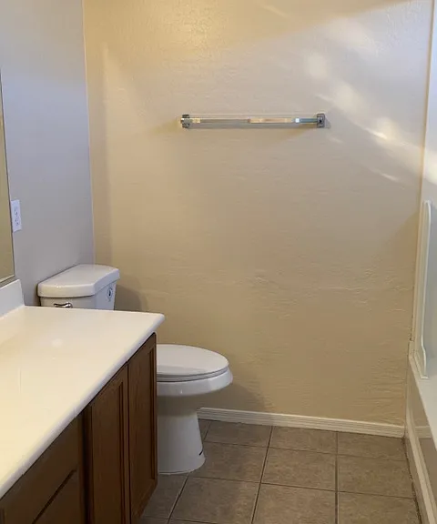 573 S 167th Dr — Photo 13