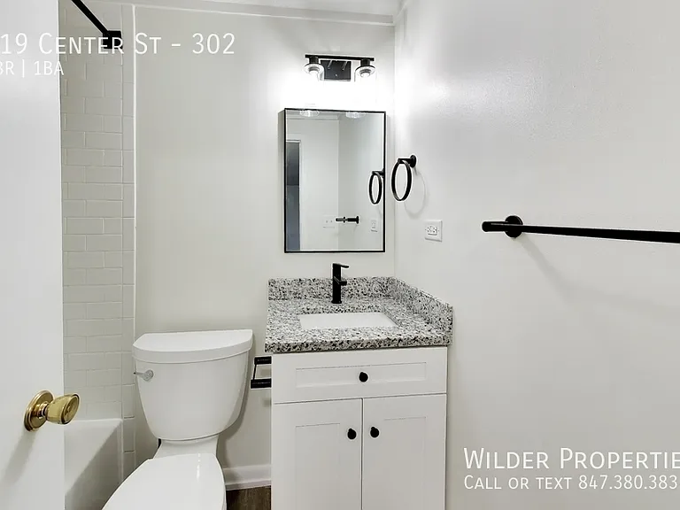 219 Center St #302 — Photo 11
